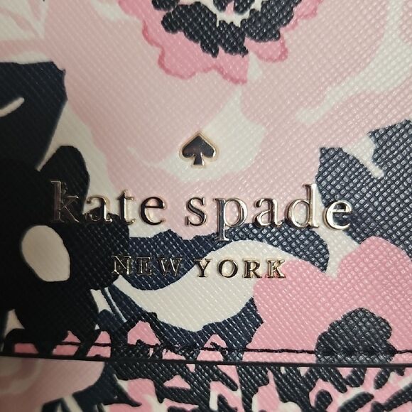 Kate Spade Pink and Black Crossbody Bag with Floral Design - Picture 2 of 16